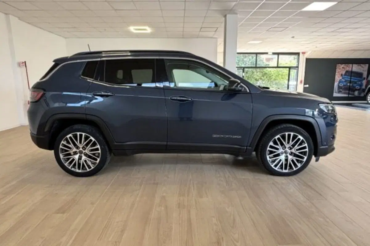 Jeep Compass usata a Latina (4)