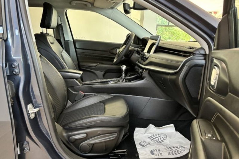 Jeep Compass usata a Latina (8)