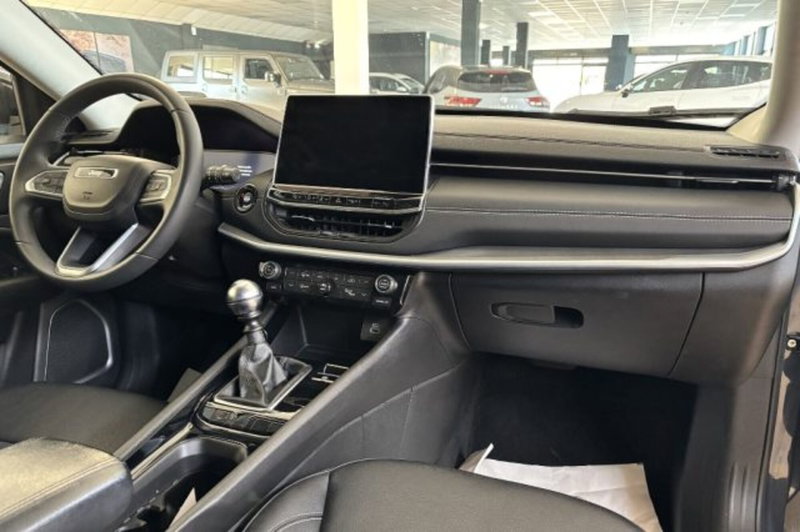 Jeep Compass usata a Latina (9)