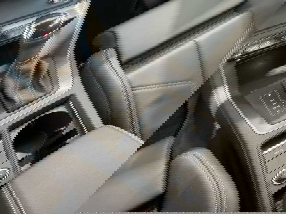 Audi Q3 Sportback nuova a Prato (17)