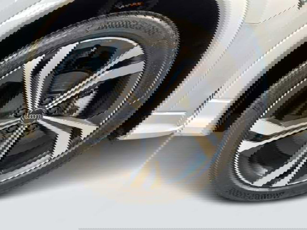 Audi Q3 Sportback nuova a Prato (7)