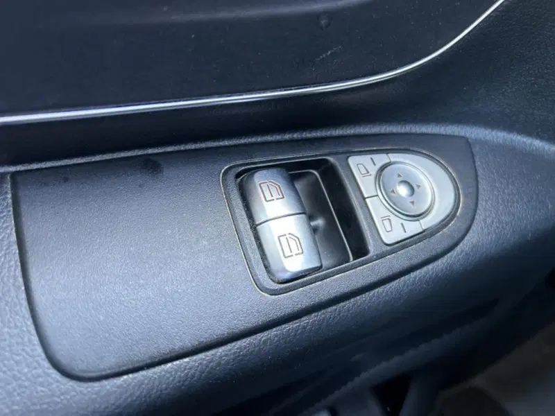 Mercedes-Benz Vito usata a Cuneo (20)