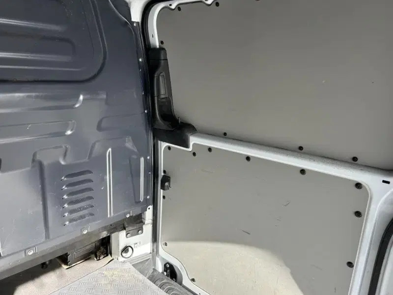 Mercedes-Benz Vito usata a Cuneo (8)