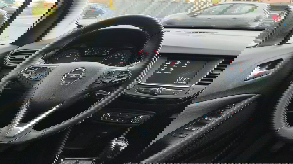 Opel Crossland X usata a Firenze (15)