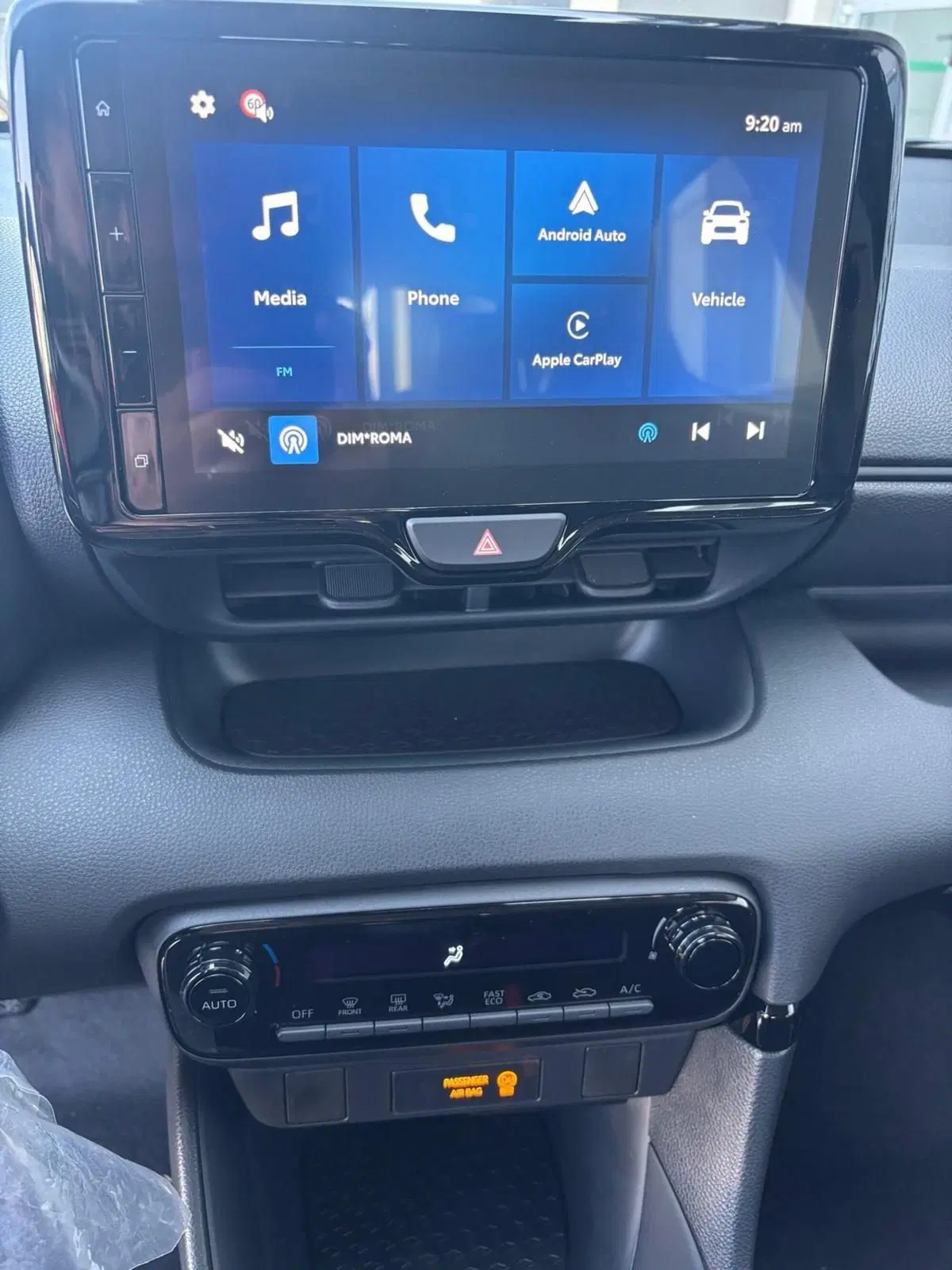 Mazda Mazda2 Hybrid nuova a Frosinone (11)