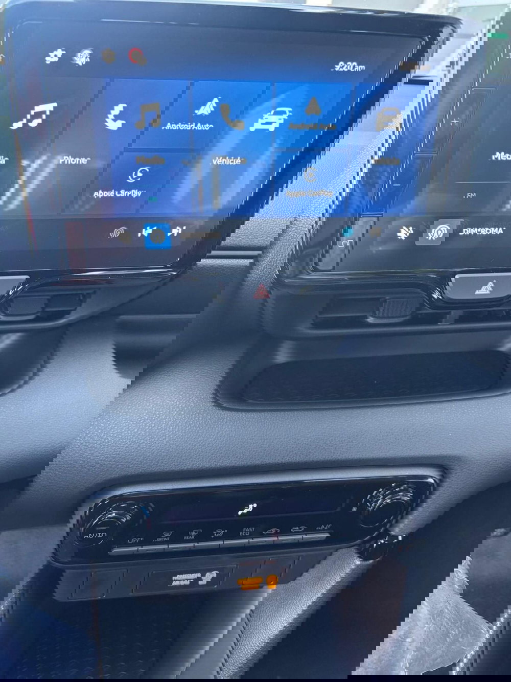 Mazda Mazda2 Hybrid nuova a Frosinone (11)