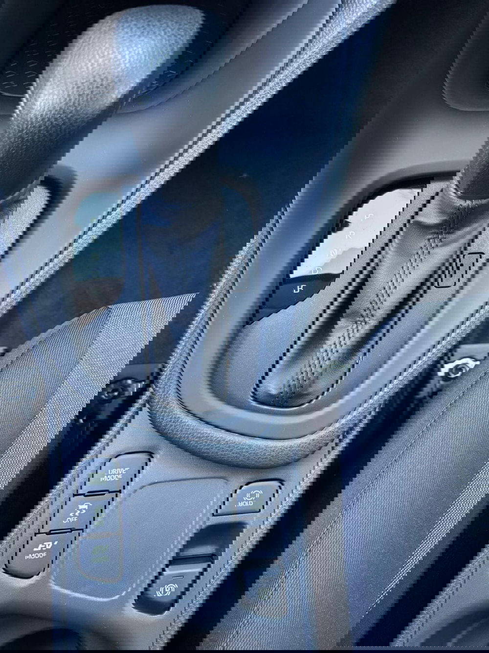 Mazda Mazda2 Hybrid nuova a Frosinone (14)