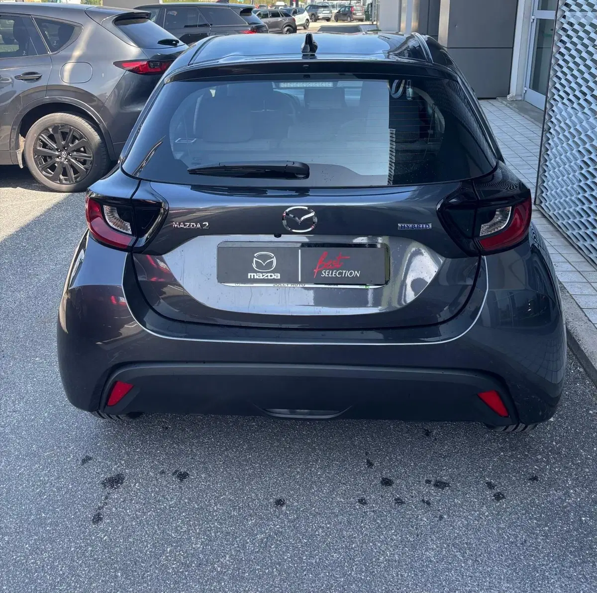 Mazda Mazda2 Hybrid nuova a Frosinone (2)