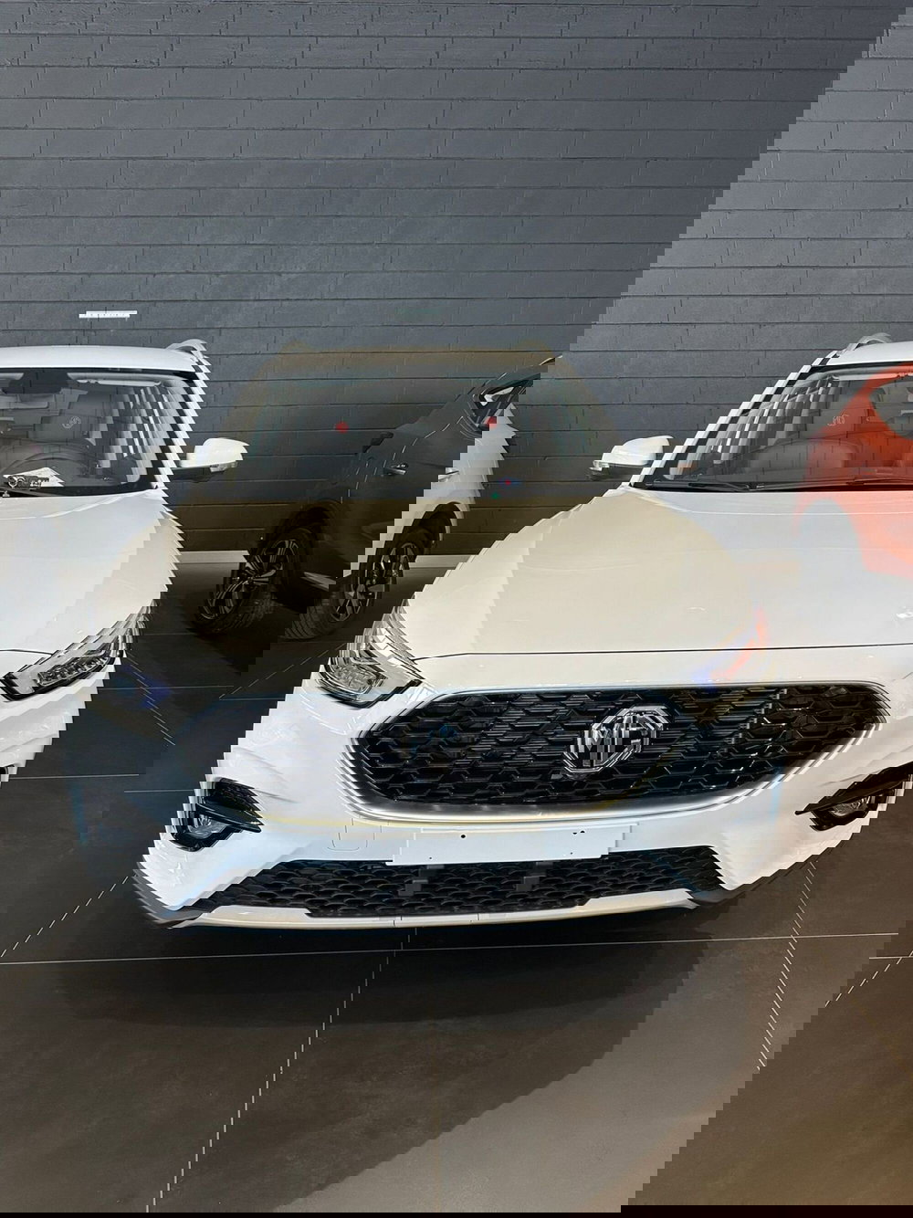 Mg ZS (2021-->) usata a Lucca (8)