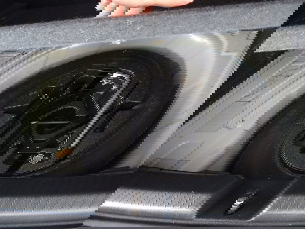 Volkswagen Polo usata a Lucca (19)