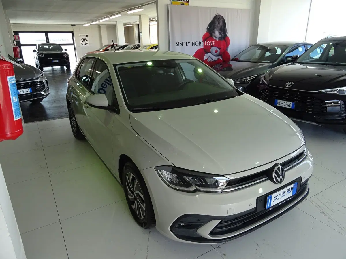 Volkswagen Polo usata a Lucca (6)