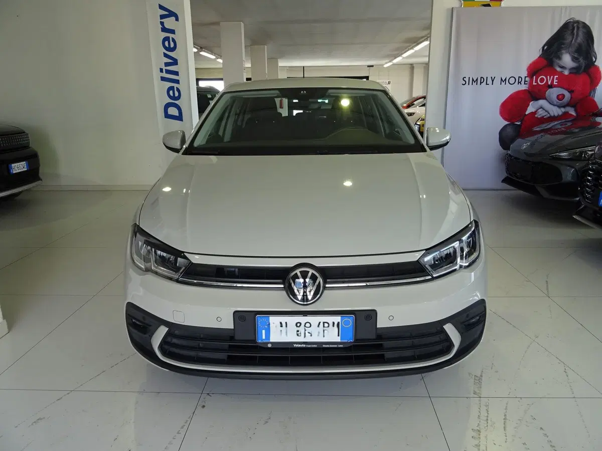 Volkswagen Polo usata a Lucca (7)