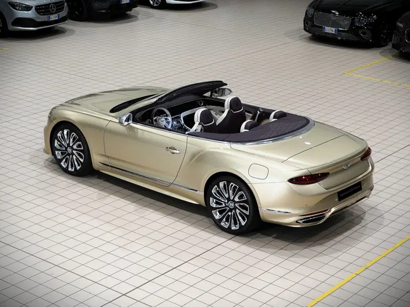 Bentley Continental GT usata a Milano (11)