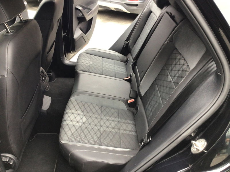 Volkswagen T-Roc usata a Genova (12)