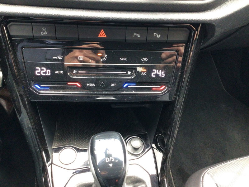 Volkswagen T-Roc usata a Genova (20)