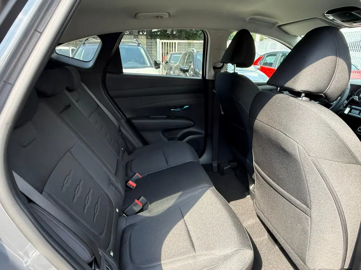Hyundai Tucson nuova a La Spezia (10)