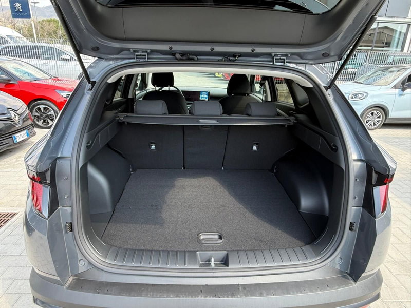 Hyundai Tucson nuova a La Spezia (9)