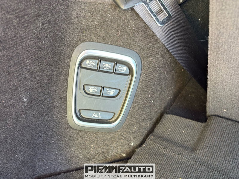 Renault Espace usata a Parma (8)