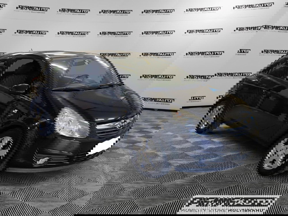 Opel Corsa usata a Piacenza (4)