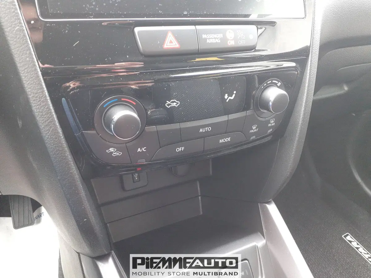 Suzuki Vitara nuova a Parma (9)