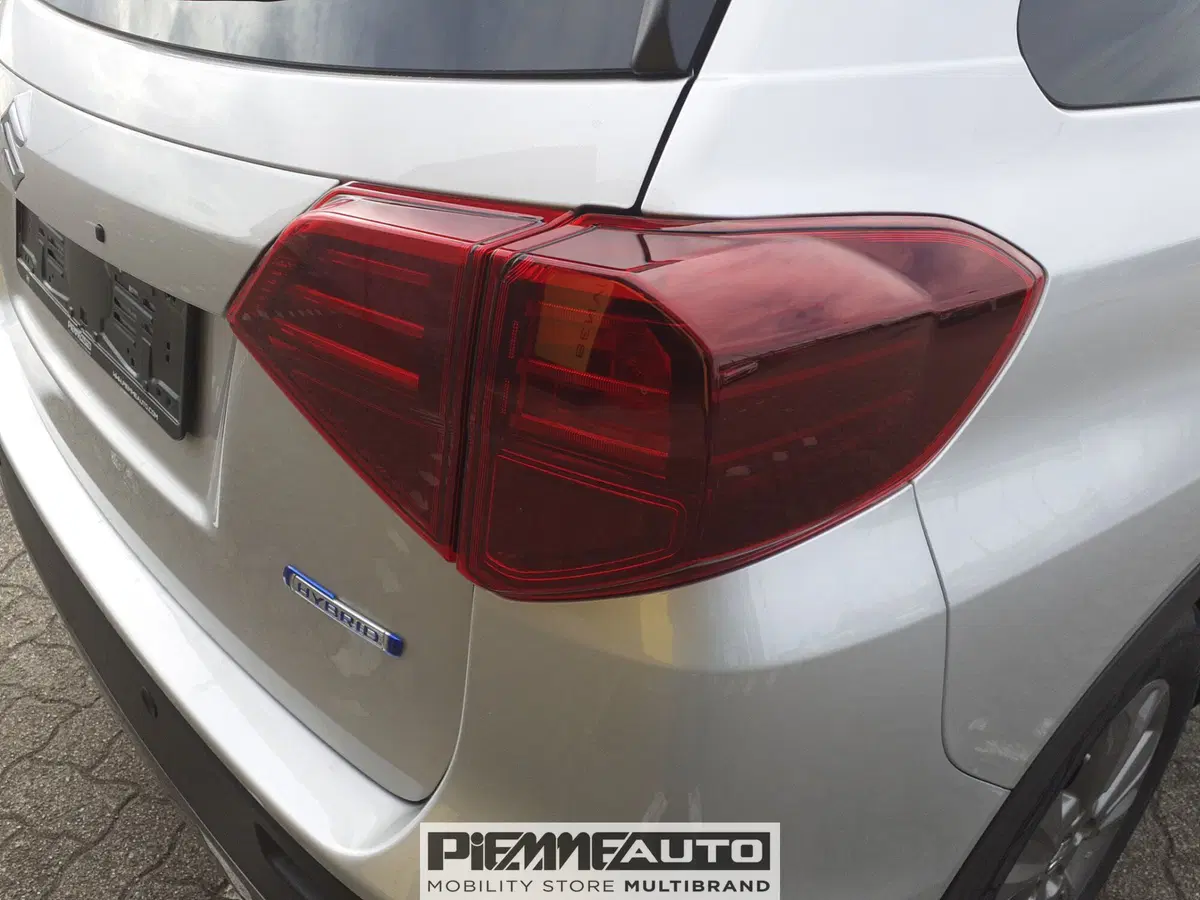 Suzuki Vitara nuova a Parma (12)