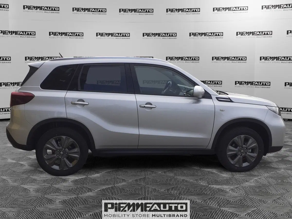 Suzuki Vitara nuova a Parma (5)
