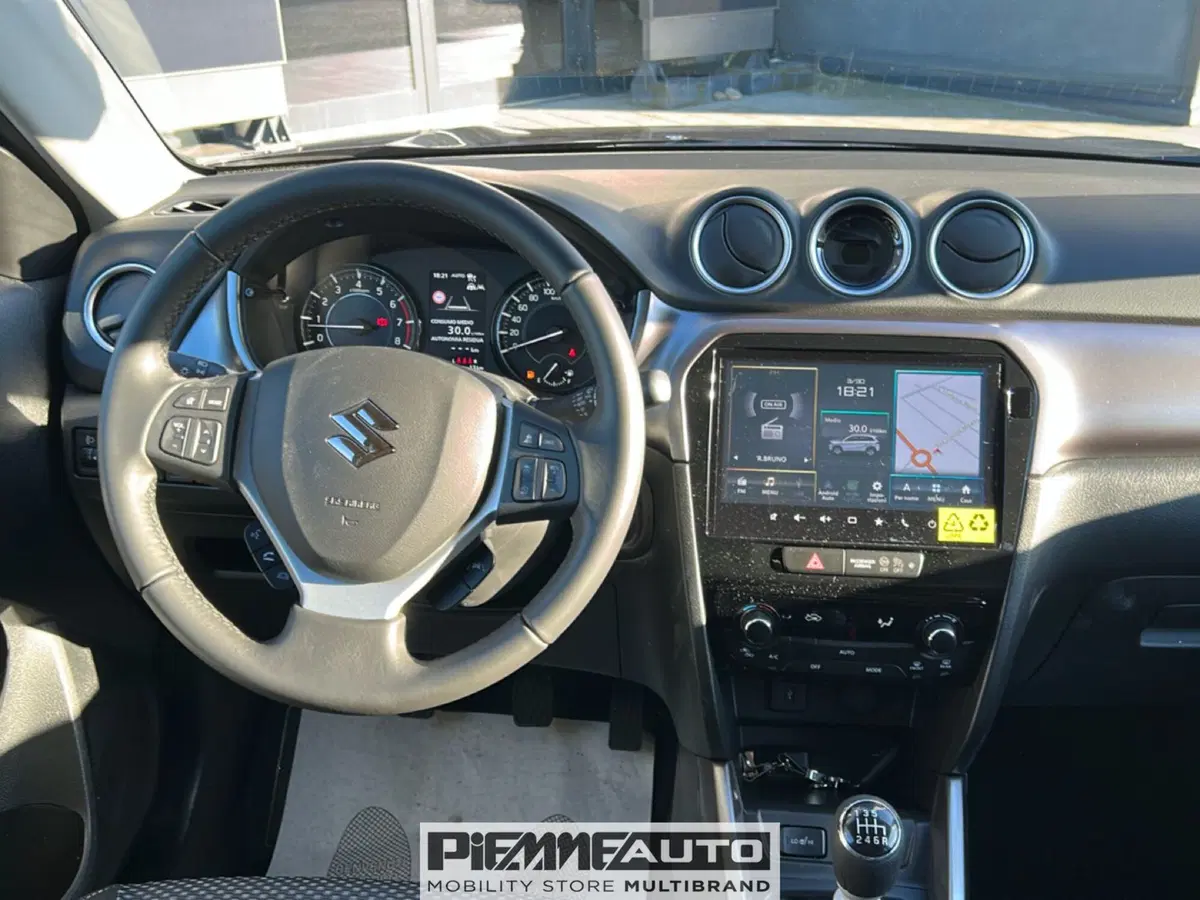 Suzuki Vitara nuova a Piacenza (8)