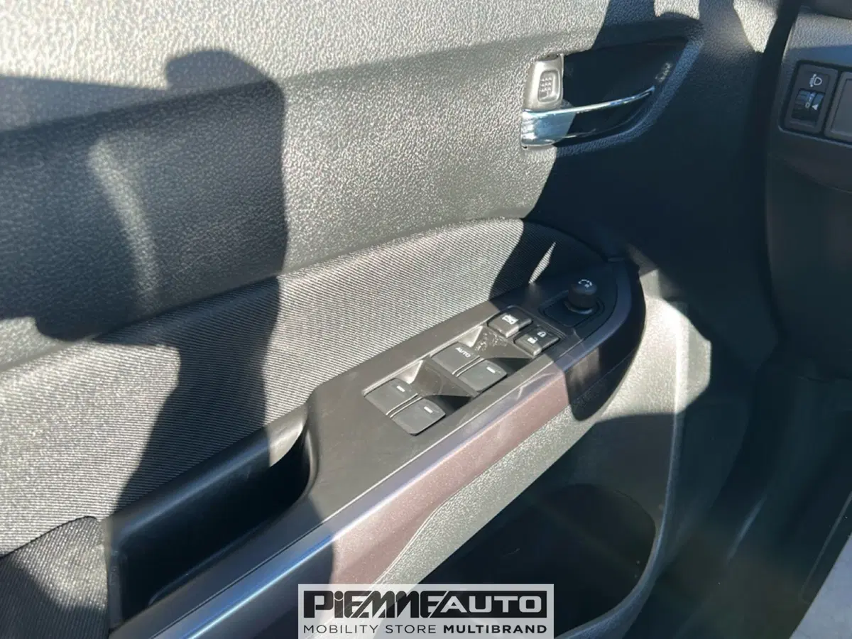 Suzuki Vitara nuova a Piacenza (9)