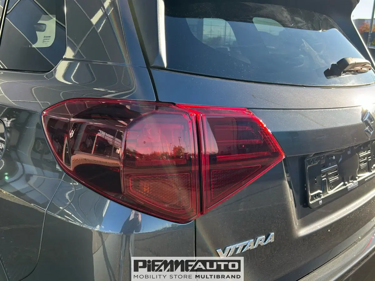 Suzuki Vitara nuova a Piacenza (13)