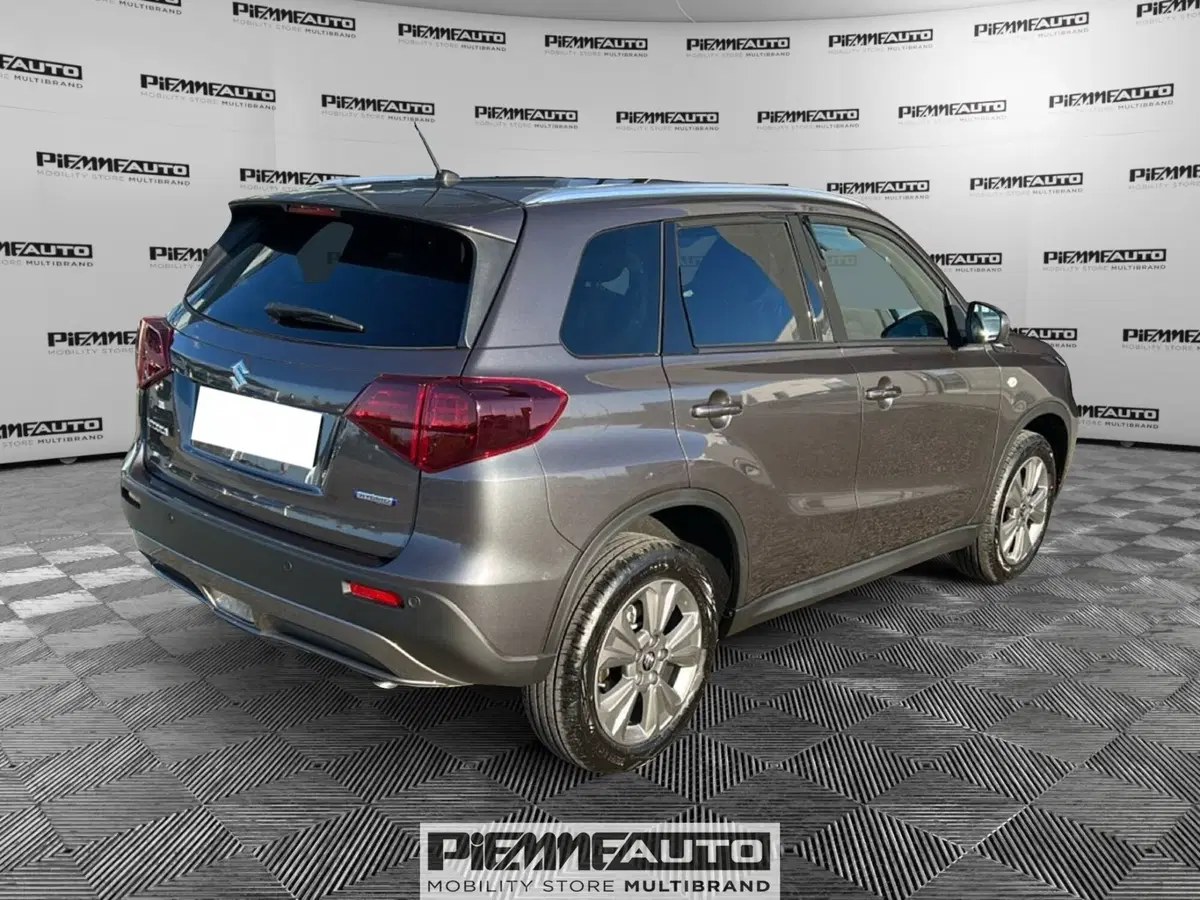 Suzuki Vitara nuova a Piacenza (2)