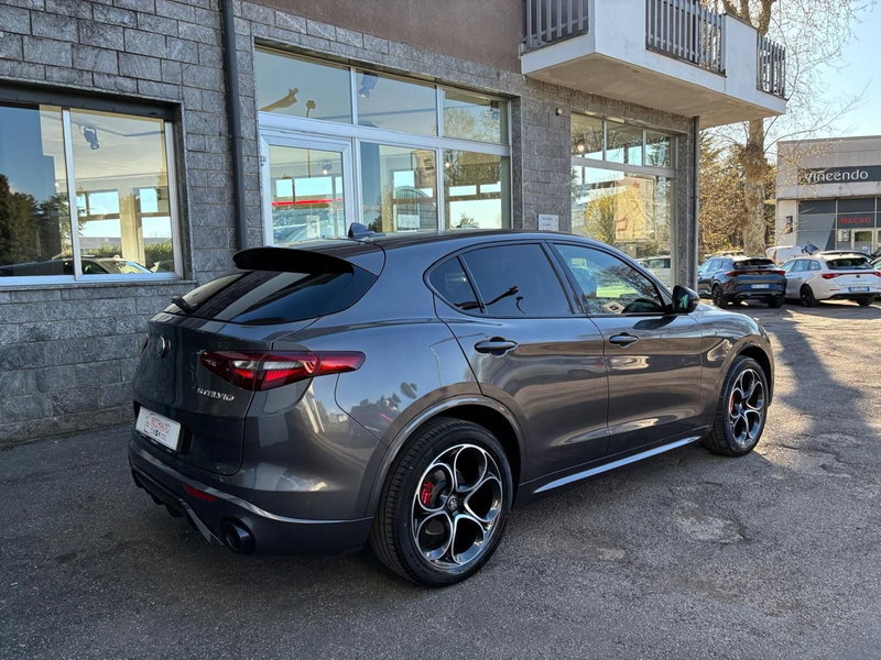 Alfa Romeo Stelvio usata a Monza e Brianza (5)