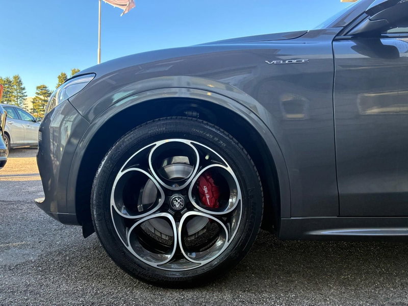 Alfa Romeo Stelvio usata a Monza e Brianza (7)