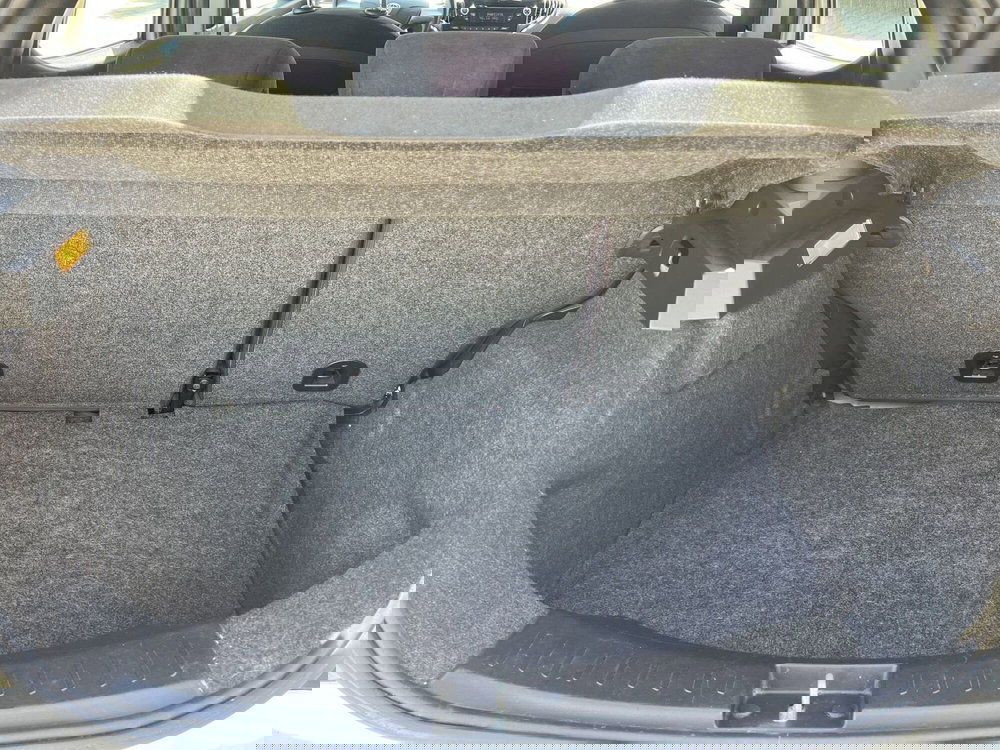 Lancia Ypsilon usata a Chieti (7)