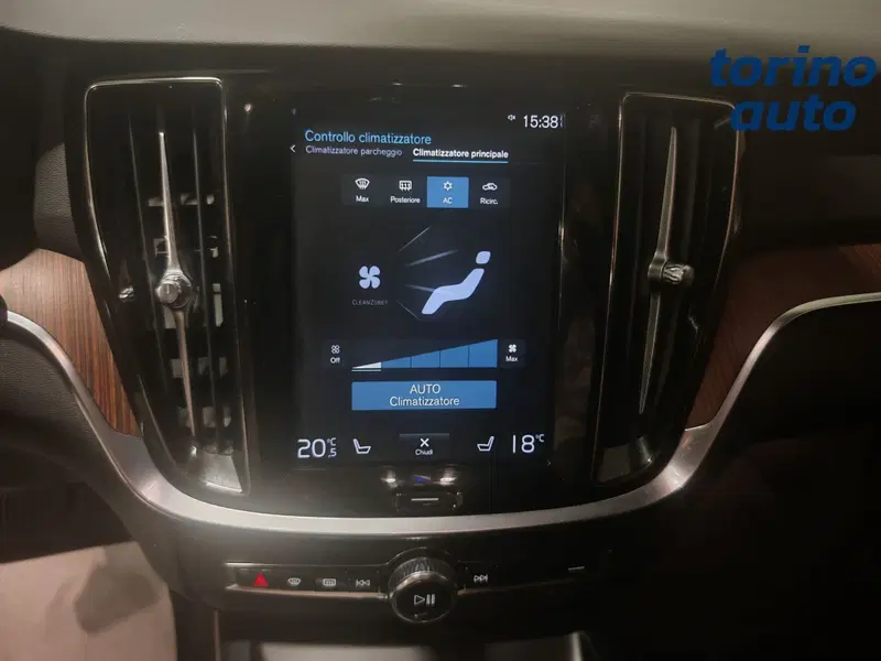 Volvo V60 usata a Torino (16)