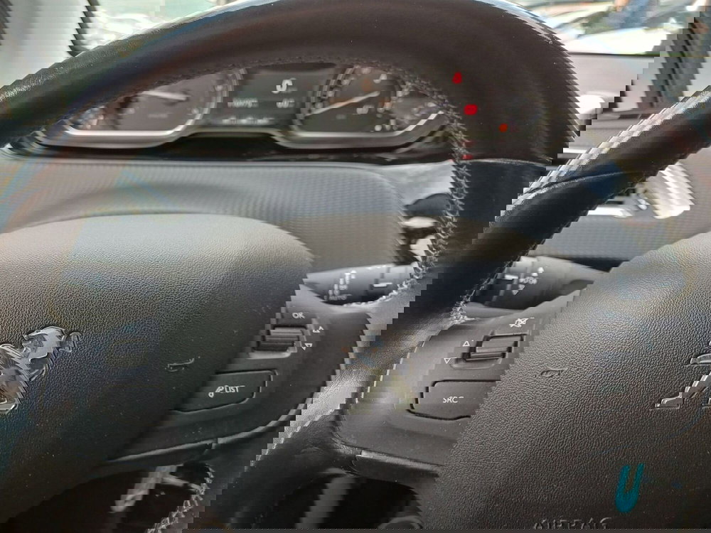 Peugeot 2008 usata a Modena (17)