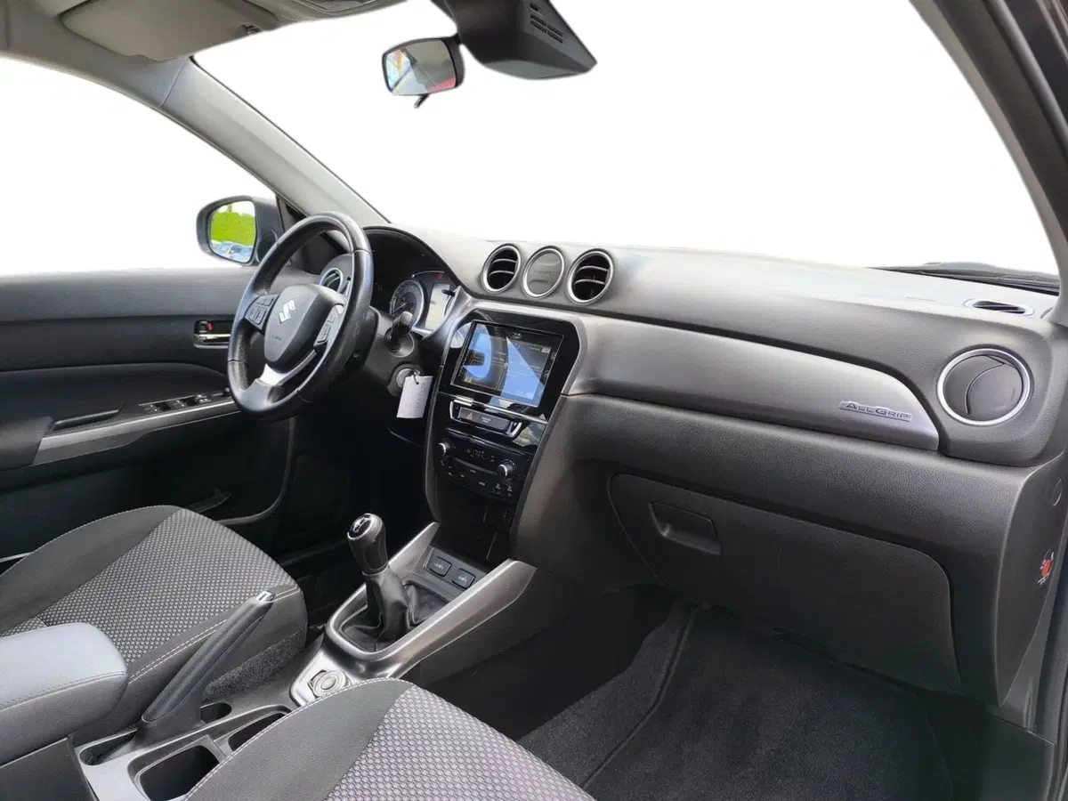 Suzuki Vitara usata a Udine (11)