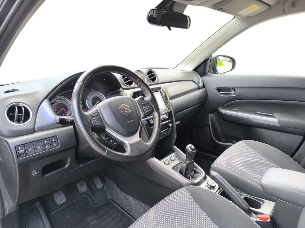 Suzuki Vitara usata a Udine (8)