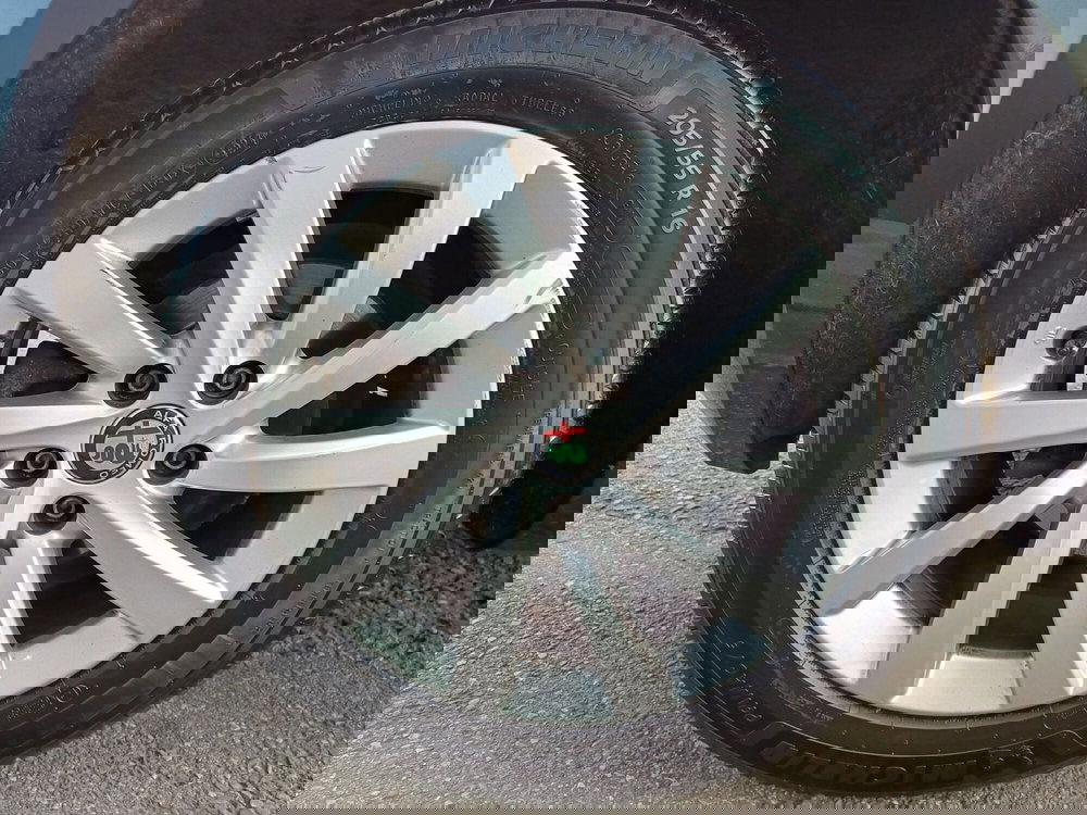 Alfa Romeo Giulietta usata a Modena (18)