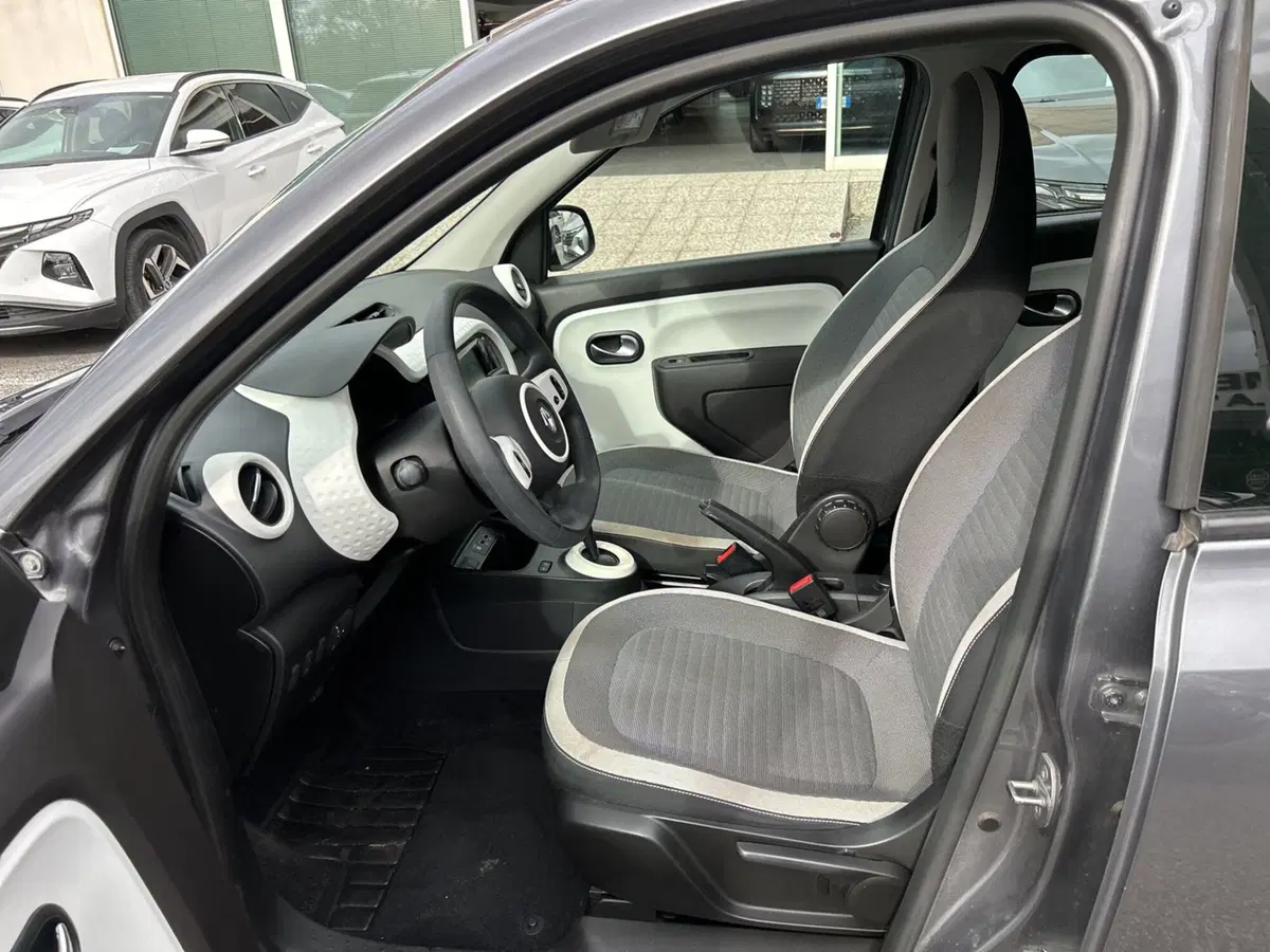Renault Twingo usata a Roma (5)