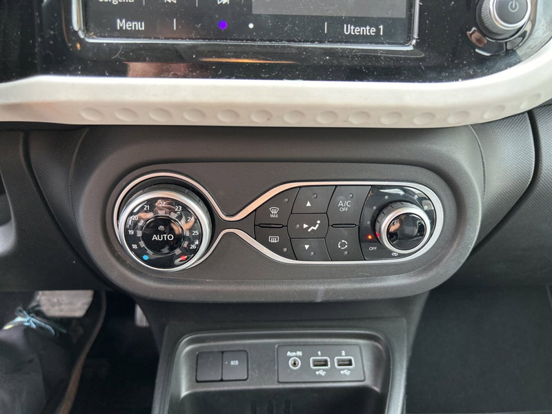 Renault Twingo usata a Roma (8)