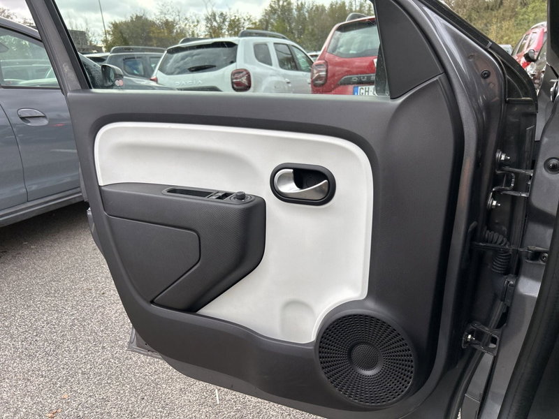 Renault Twingo usata a Roma (10)