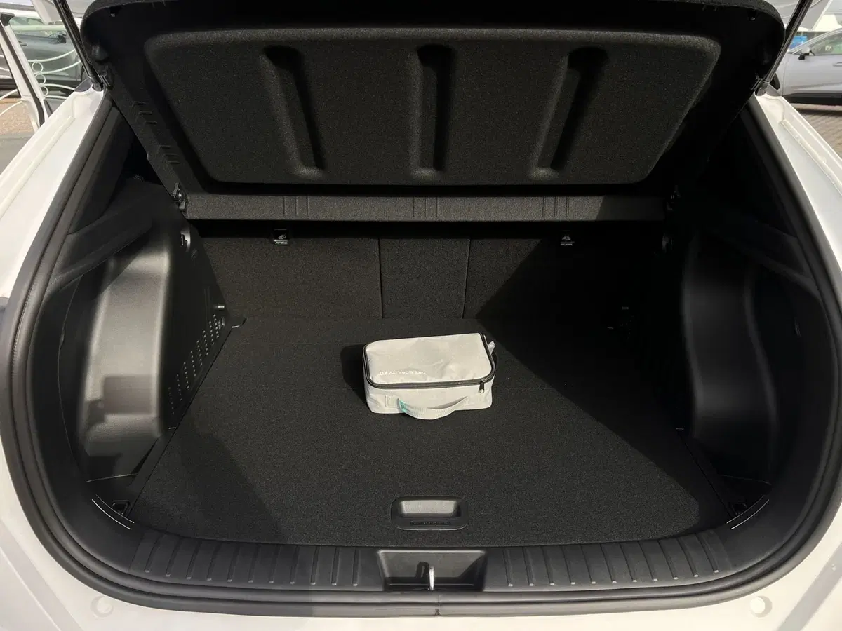 Hyundai Kona nuova a Reggio Calabria (15)