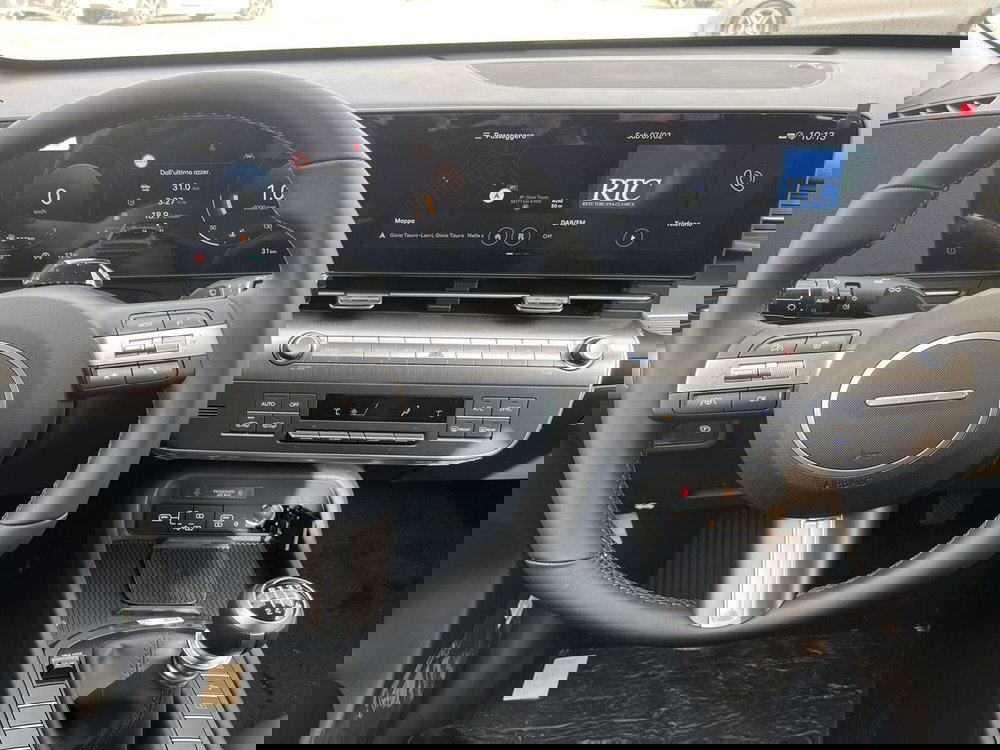 Hyundai Kona nuova a Reggio Calabria (11)