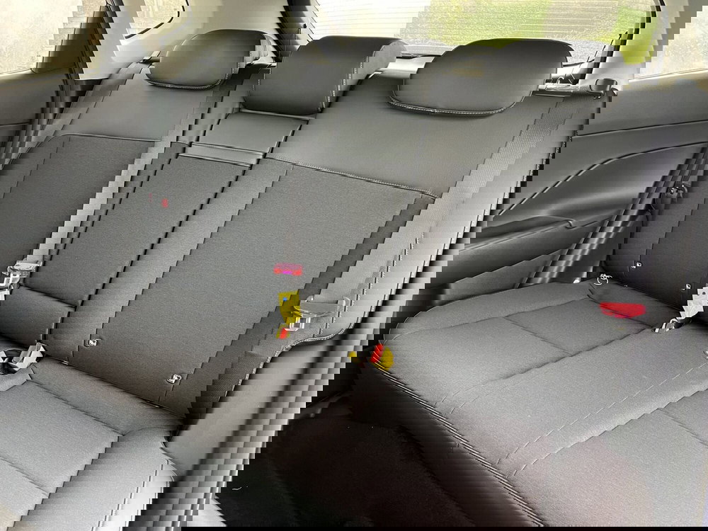 Hyundai Kona nuova a Reggio Calabria (14)