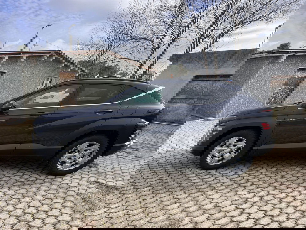 Hyundai Kona nuova a Reggio Calabria (9)