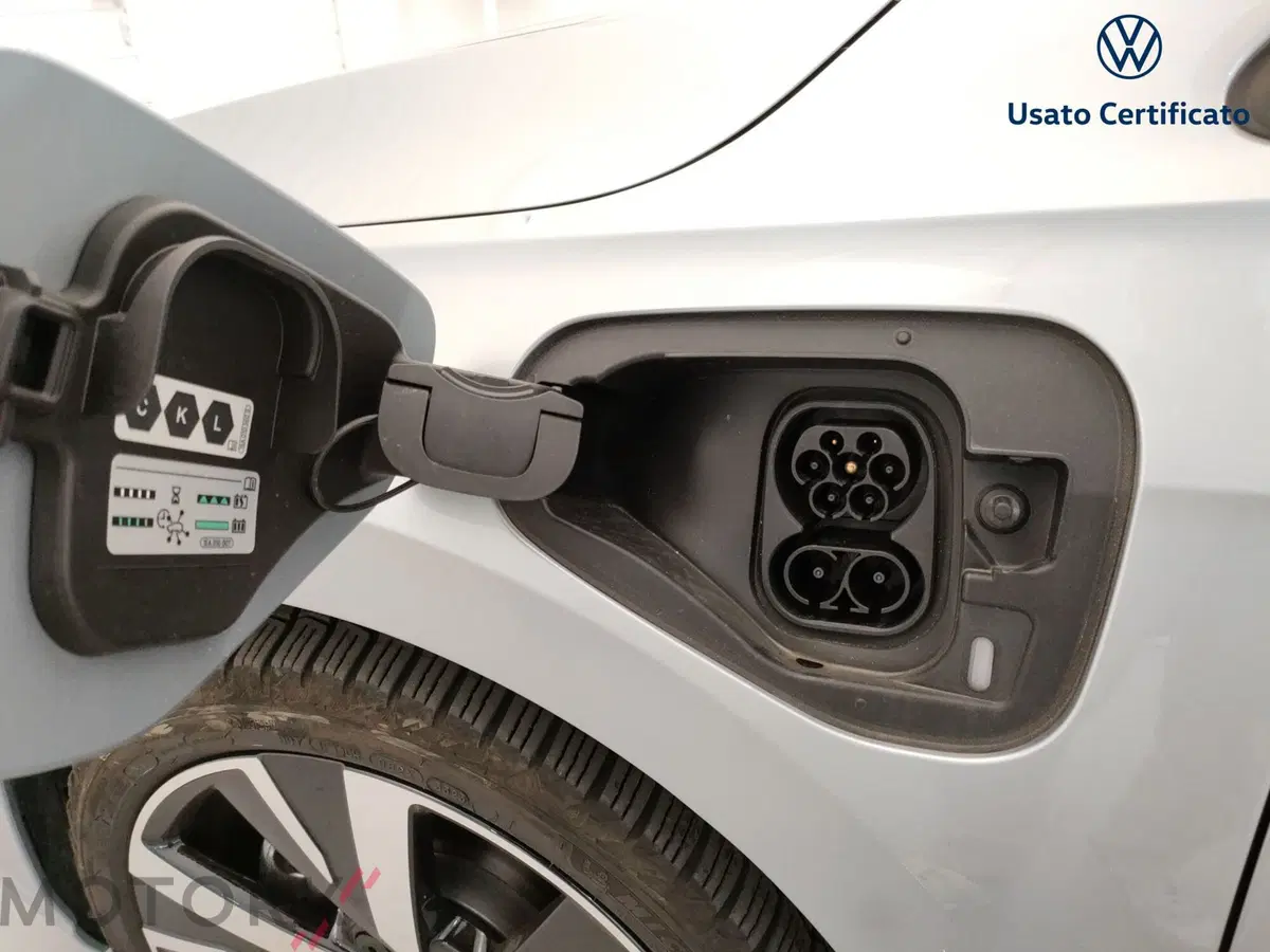 Volkswagen Golf usata a Varese (8)