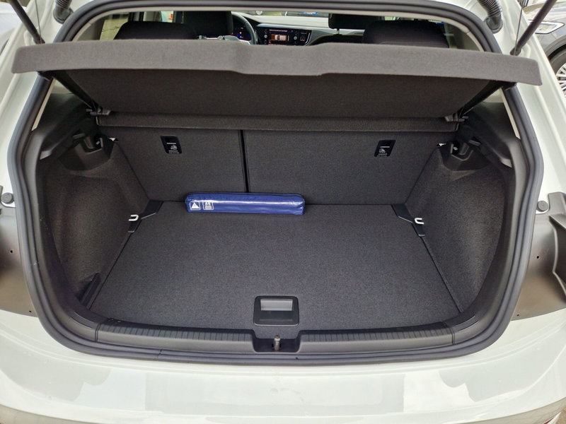 Volkswagen Polo nuova a Siena (10)