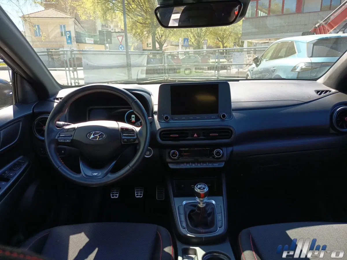 Hyundai Kona usata a Cuneo (12)