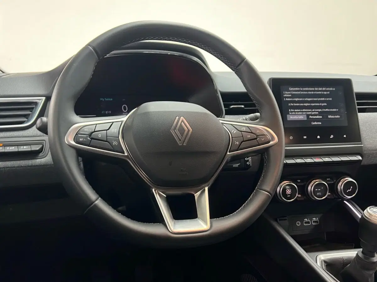 Renault Clio usata a Roma (12)
