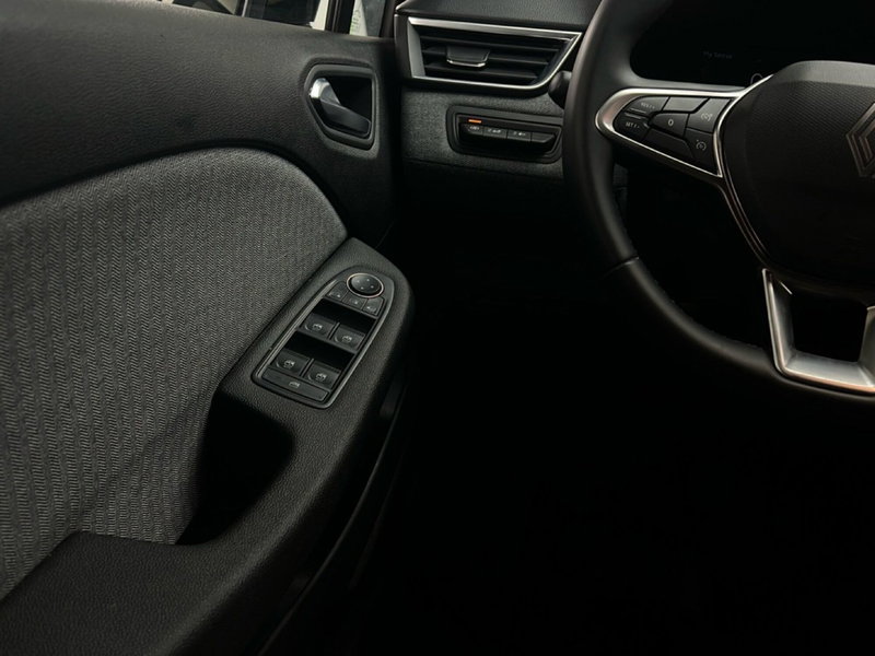 Renault Clio usata a Roma (13)